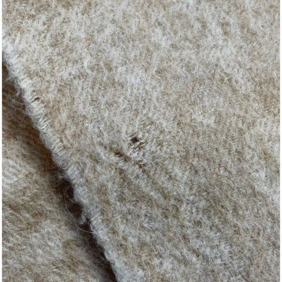 Vintage Léron Paisley Pattern with Fringe 100% Cashmere Scarf 73 in. By 15 in. - Picture 8 of 10